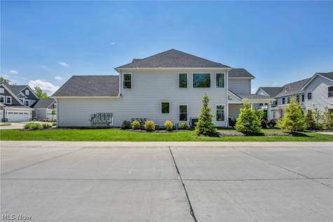 606 Monteforte Court Avon Lake OH 44012