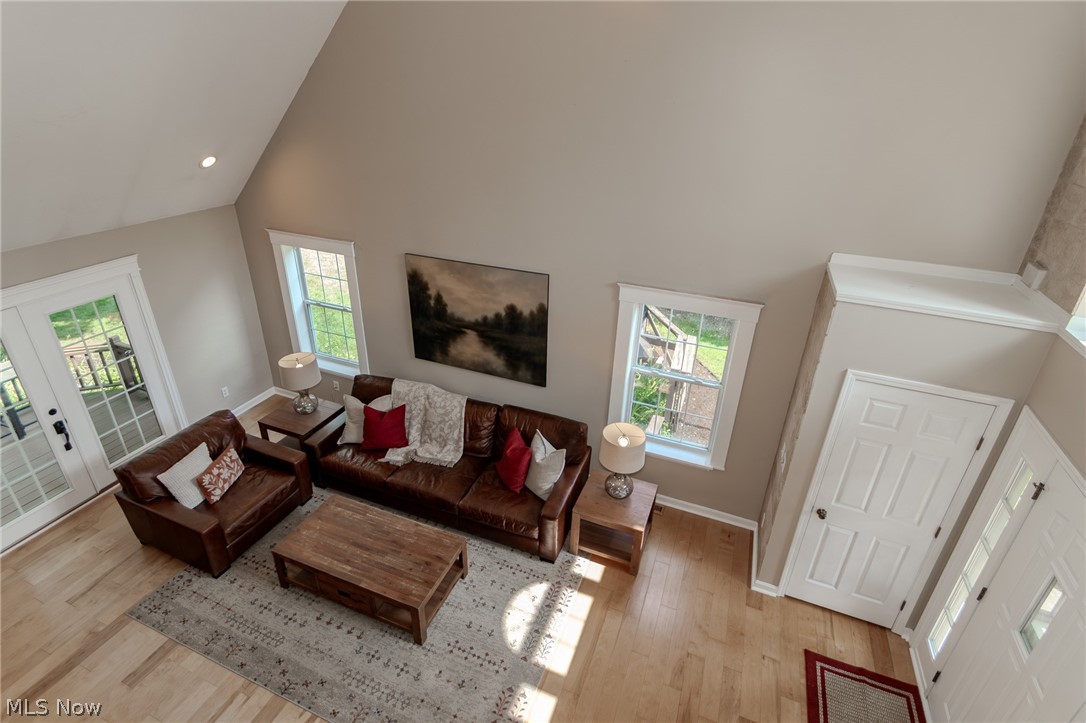 102 Middle Post Point Chardon OH 44024