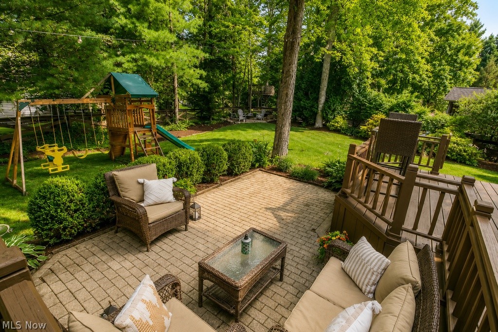 102 Middle Post Point Chardon OH 44024