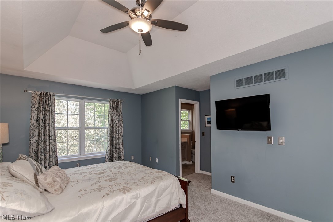 102 Middle Post Point Chardon OH 44024