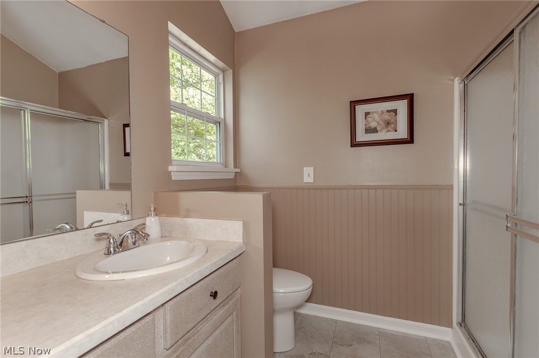 102 Middle Post Point Chardon OH 44024