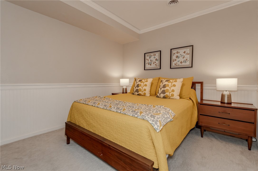 102 Middle Post Point Chardon OH 44024