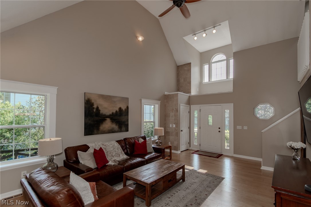 102 Middle Post Point Chardon OH 44024