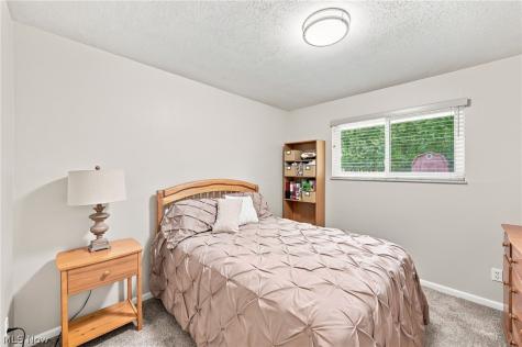8127 Litto Drive Strongsville OH 44136