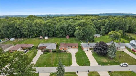 8127 Litto Drive Strongsville OH 44136