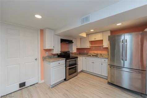 23537 David Drive North Olmsted OH 44070