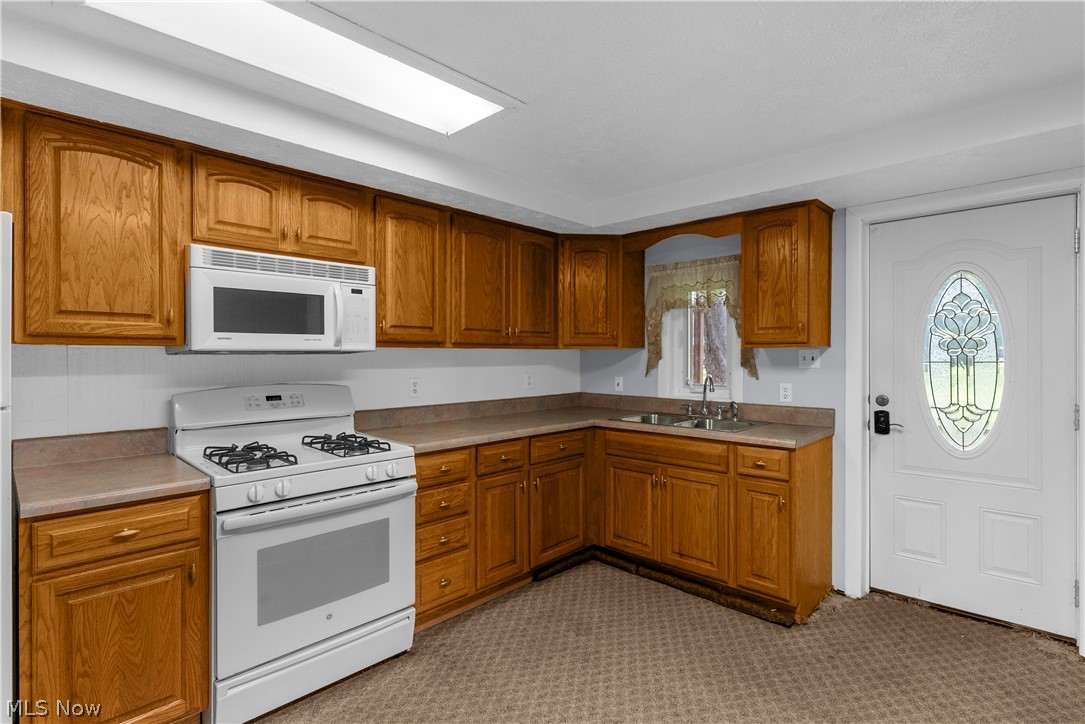 3428 Meadowbrook Drive Leavittsburg OH 44430