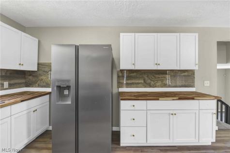 15413 Raymond Street Maple Heights OH 44137