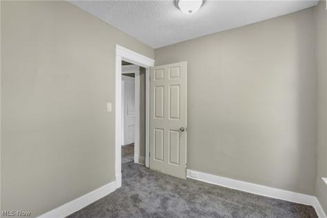 15413 Raymond Street Maple Heights OH 44137