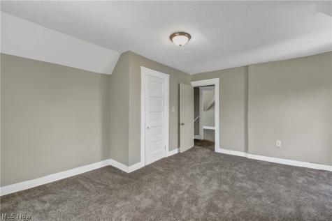 15413 Raymond Street Maple Heights OH 44137