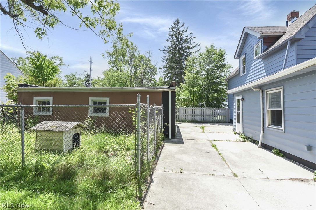 15413 Raymond Street Maple Heights OH 44137