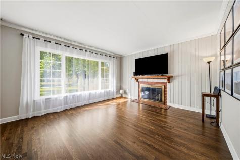 7239 Maple Street Mentor OH 44060