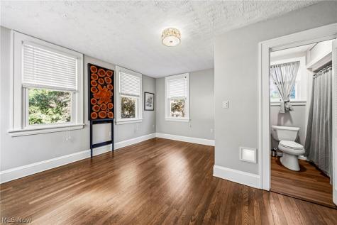 7239 Maple Street Mentor OH 44060
