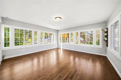 7239 Maple Street Mentor OH 44060
