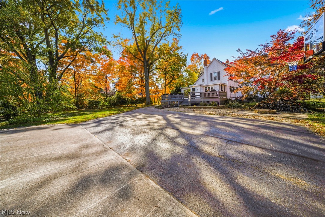 7239 Maple Street Mentor OH 44060