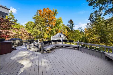7239 Maple Street Mentor OH 44060