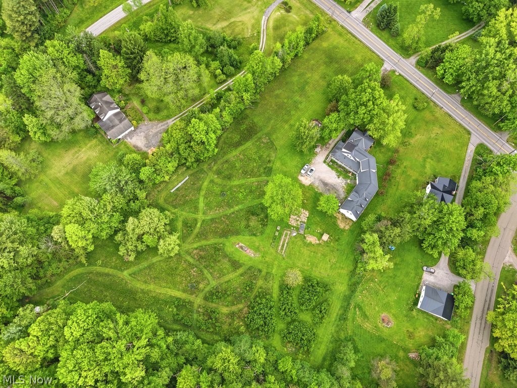 7429 Chagrin Road Chagrin Falls OH 44023