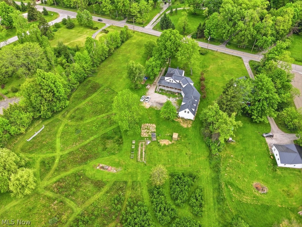 7429 Chagrin Road Chagrin Falls OH 44023