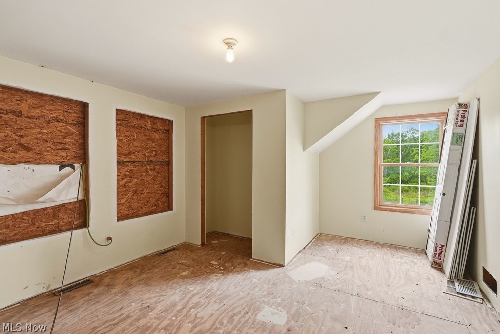 7429 Chagrin Road Chagrin Falls OH 44023