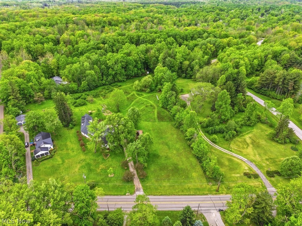 7429 Chagrin Road Chagrin Falls OH 44023