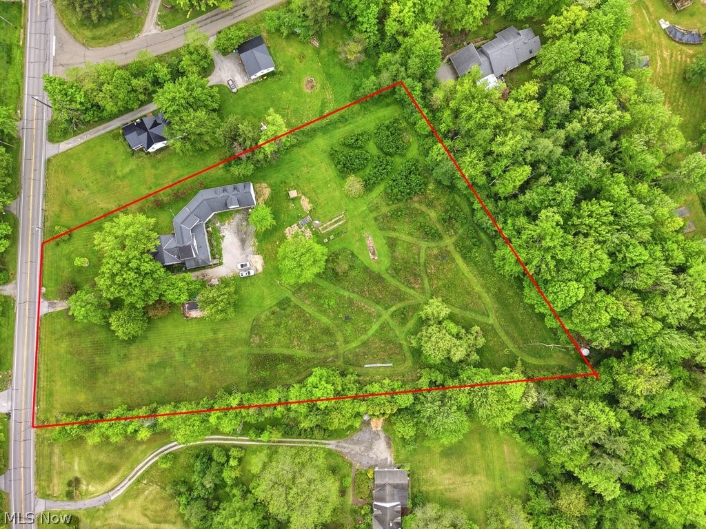 7429 Chagrin Road Chagrin Falls OH 44023