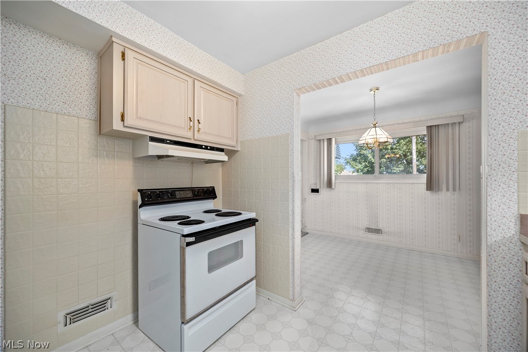 3331 Stanfield Drive Parma OH 44134