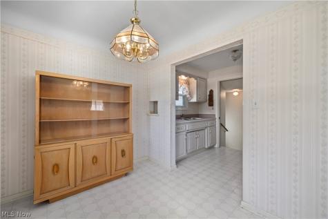 3331 Stanfield Drive Parma OH 44134