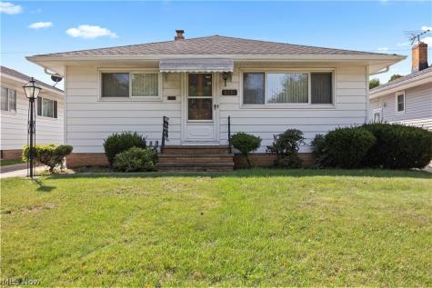3331 Stanfield Drive Parma OH 44134