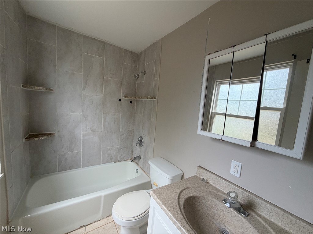 3901 Woburn Avenue Cleveland OH 44109