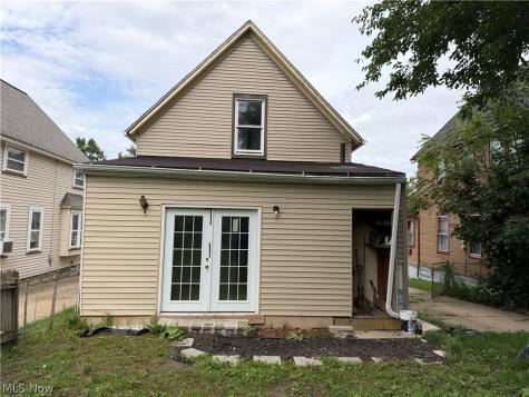 3901 Woburn Avenue Cleveland OH 44109