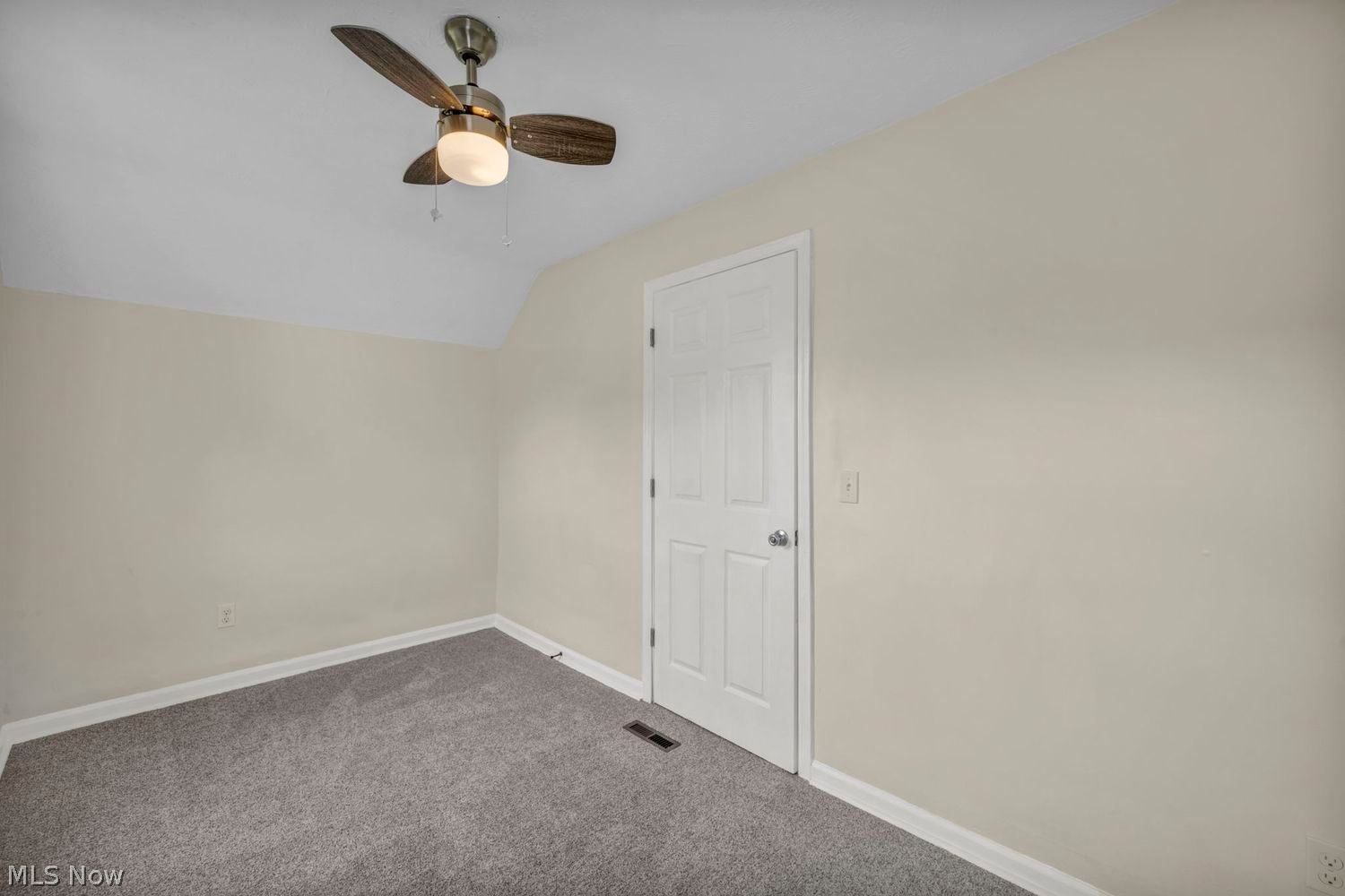 7816 Colgate Avenue Cleveland OH 44102