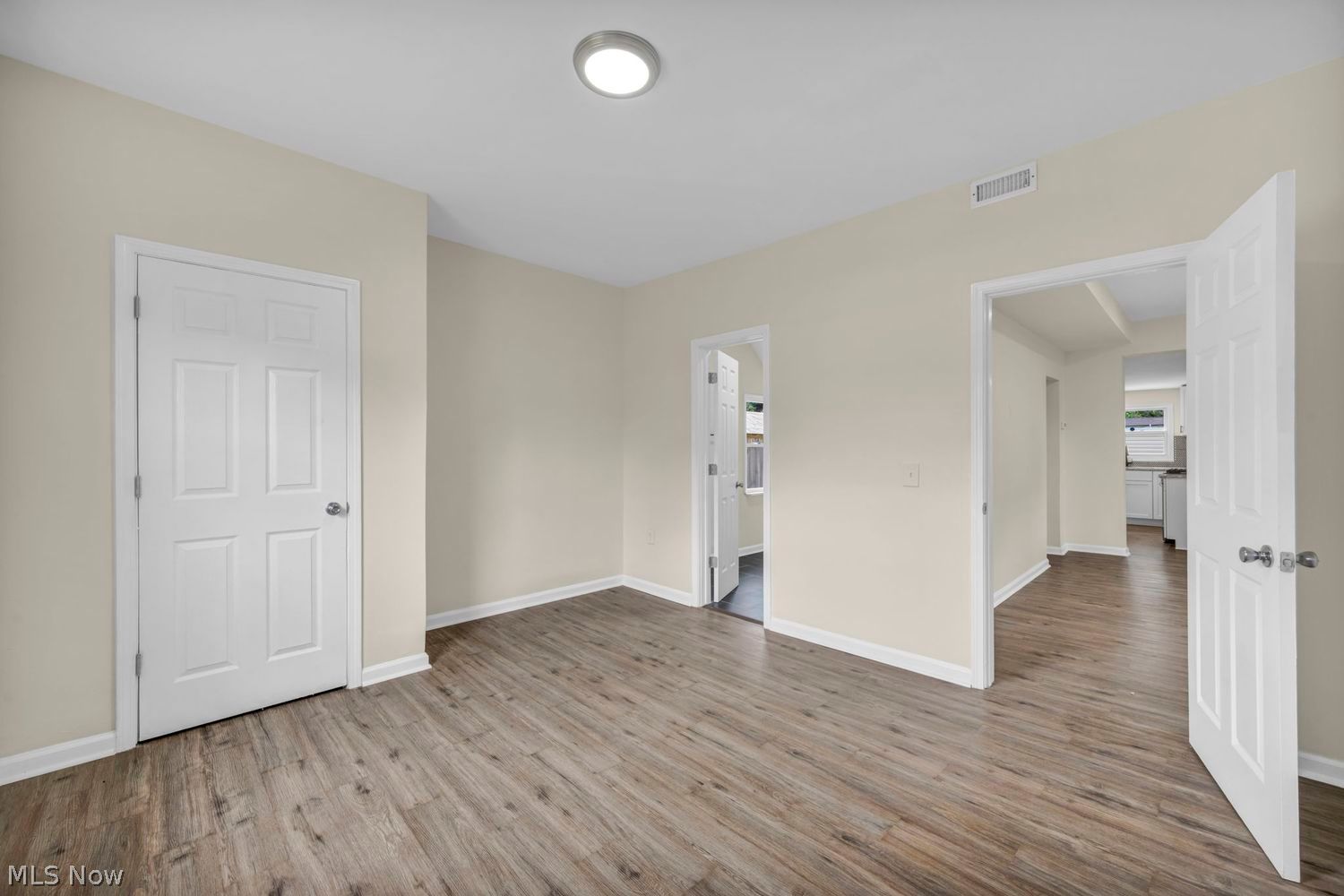 7816 Colgate Avenue Cleveland OH 44102