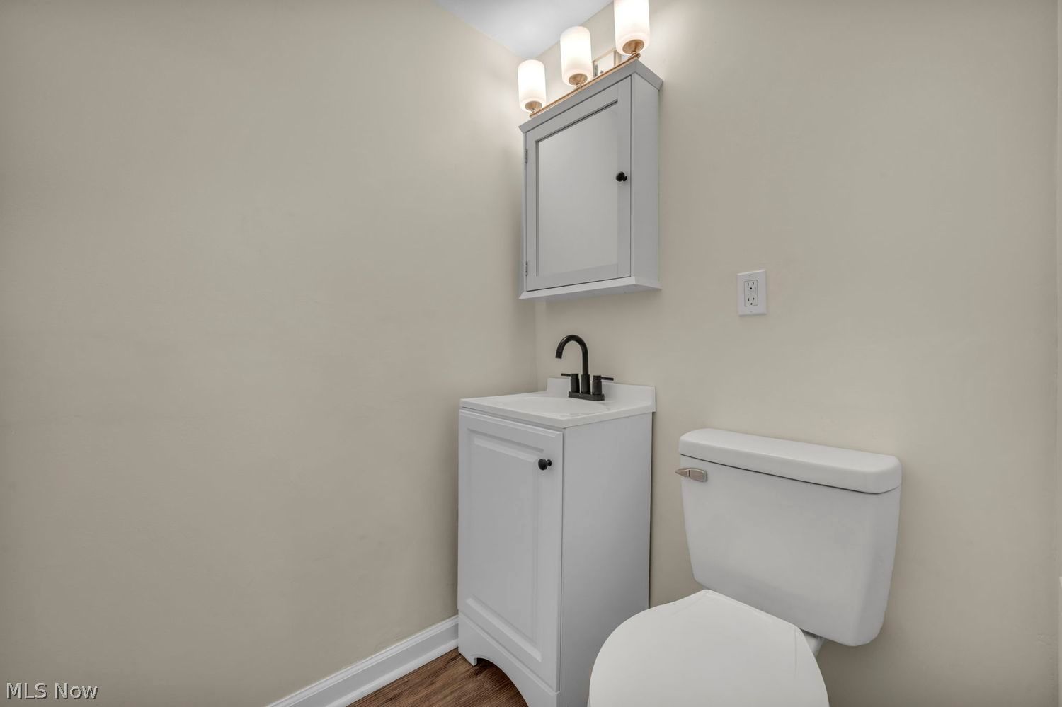 7816 Colgate Avenue Cleveland OH 44102