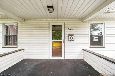669 Scott Place NW Massillon OH 44647