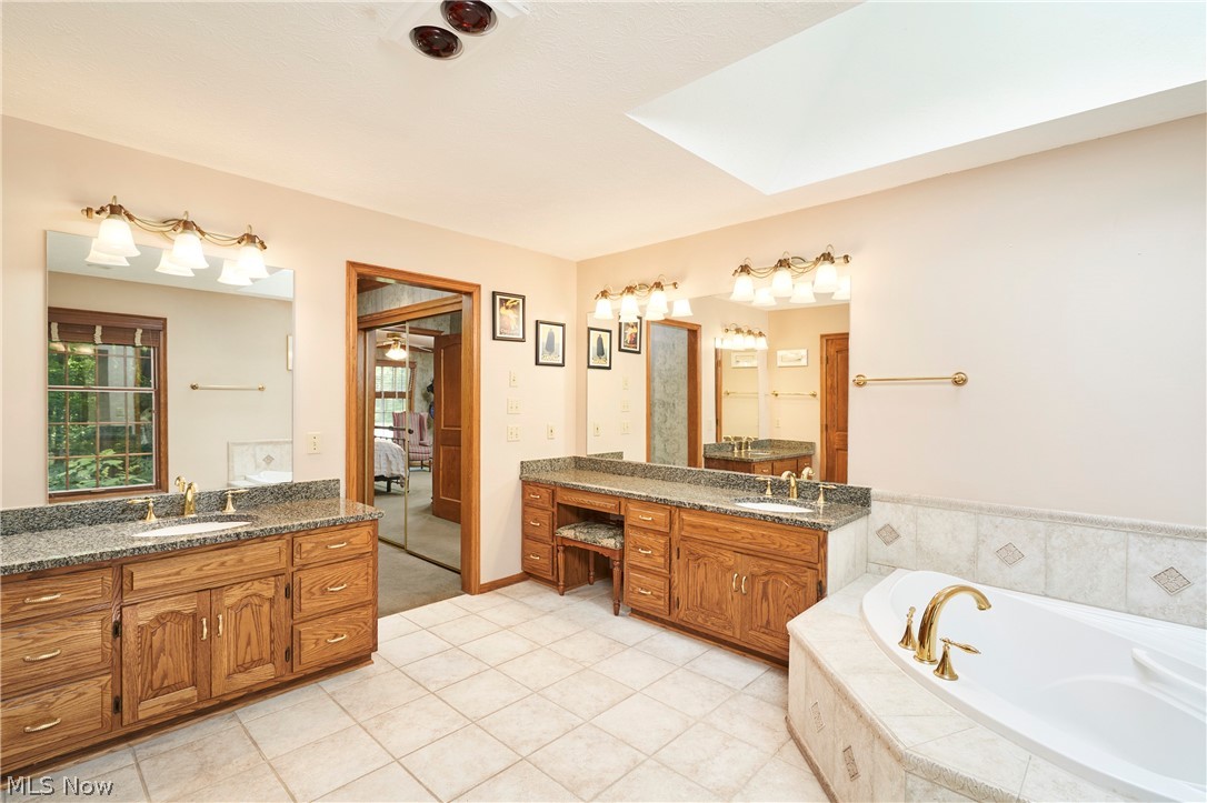 3807 Mapleleaf Hill Bath OH 44333