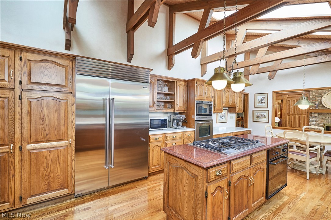 3807 Mapleleaf Hill Bath OH 44333