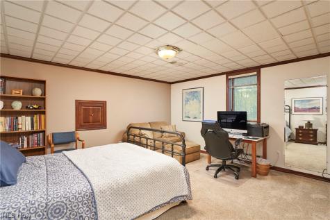 3807 Mapleleaf Hill Bath OH 44333