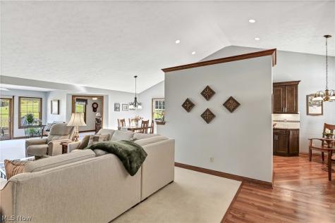 11171 Cinnamon Boulevard North Royalton OH 44133