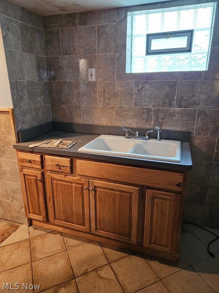 2293 Quayle Drive Akron OH 44312