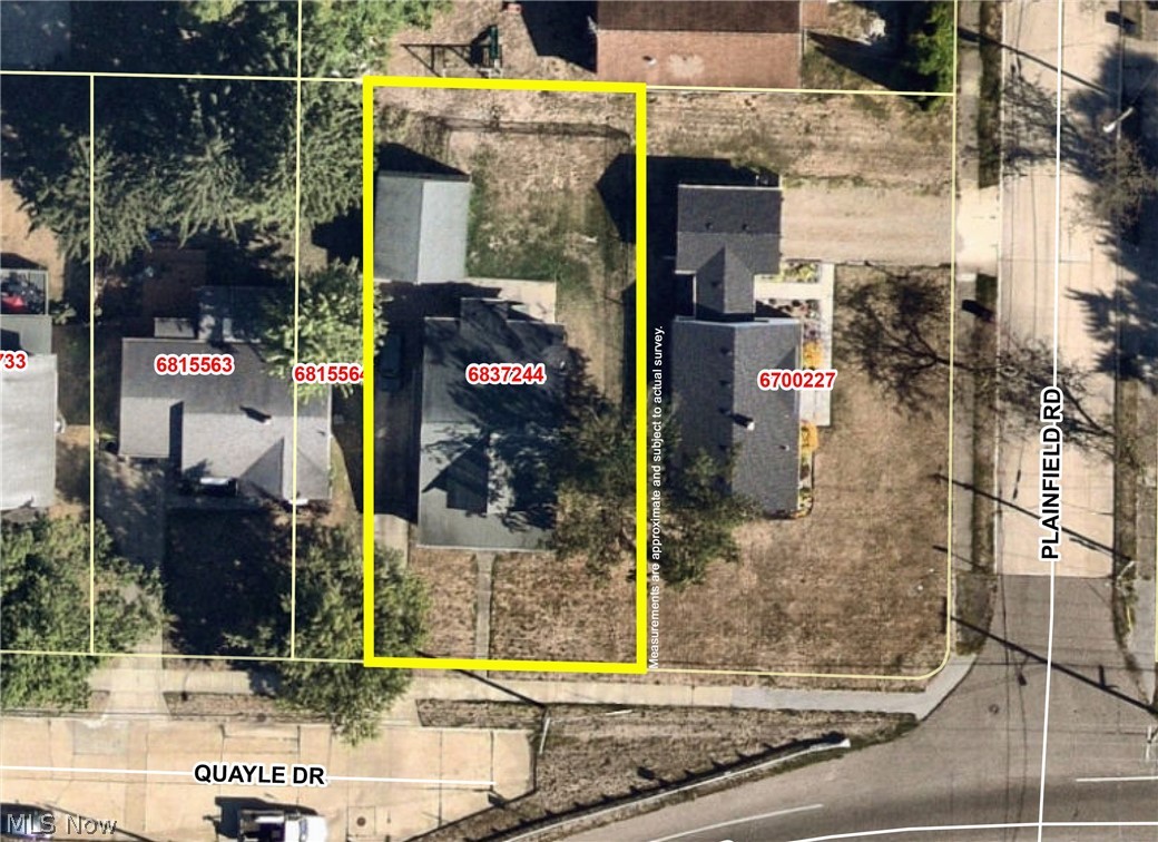 2293 Quayle Drive Akron OH 44312