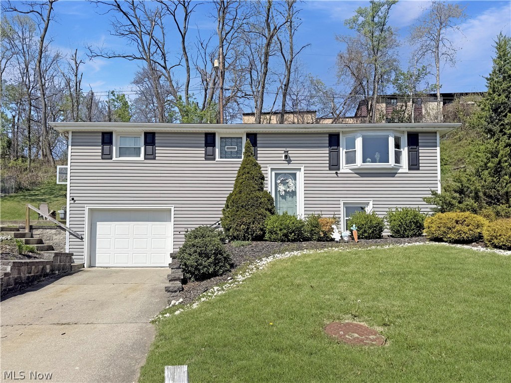 240 Rex Avenue Wintersville OH 43953