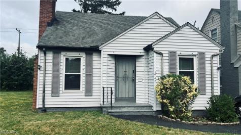 3742 Menlo Road Shaker Heights OH 44120