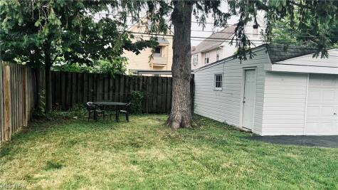 3742 Menlo Road Shaker Heights OH 44120