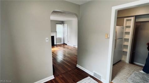 3742 Menlo Road Shaker Heights OH 44120