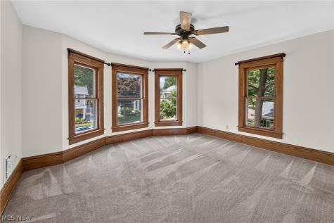 155 Highland Avenue Wadsworth OH 44281