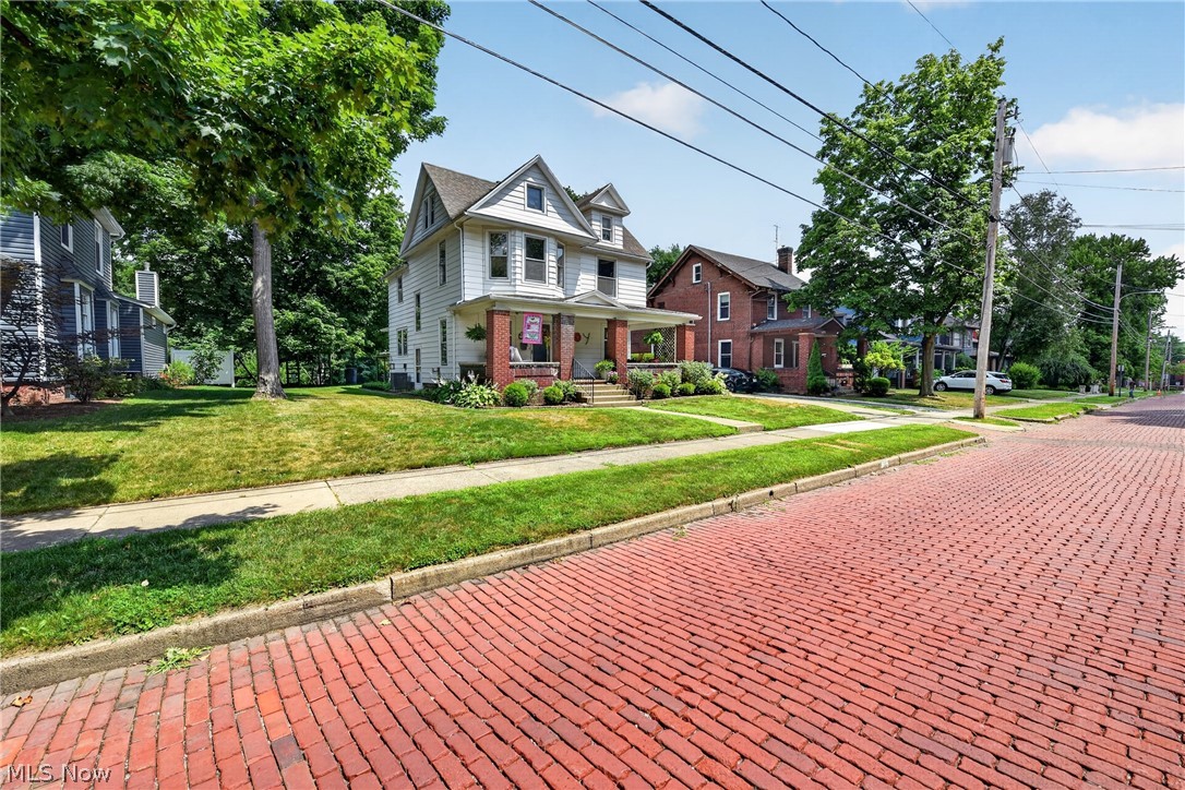155 Highland Avenue Wadsworth OH 44281