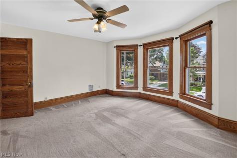 155 Highland Avenue Wadsworth OH 44281