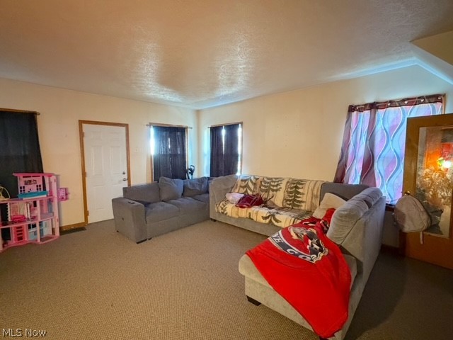 107 W 21st Street Dover OH 44622