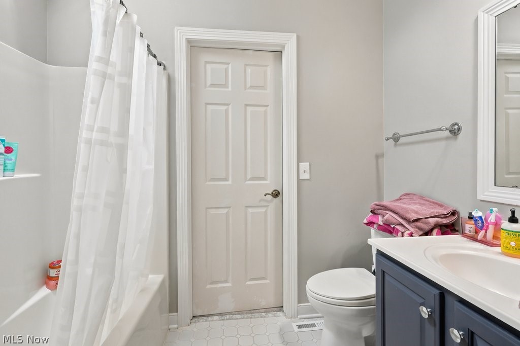 8320 Woodberry Boulevard Chagrin Falls OH 44023