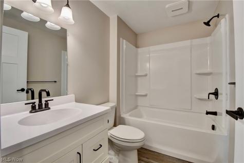 852 15th Street NW Massillon OH 44647